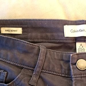 Calvin Klein Skinny Jeans (Grey), US 4